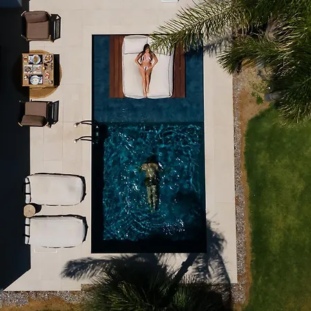 Taf Beach Villas & Tesla Y Hotel