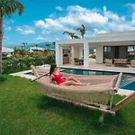 Taf Beach Villas & Tesla 호텔 4*