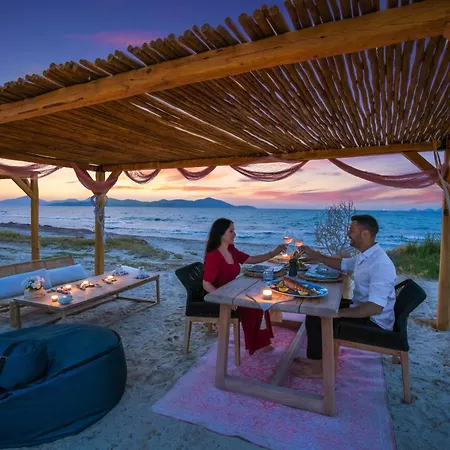 Taf Villas - Beach Resort & Tesla Tigaki