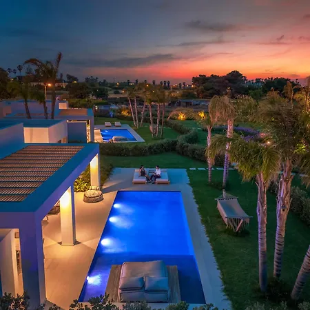 فندق Taf Villas - Beach Resort & Tesla