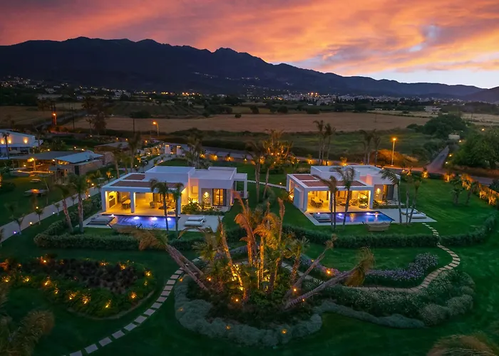 Taf Beach Villas & Tesla