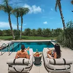 Hotel Taf Beach Villas & Tesla